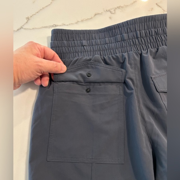 Spanx Out of Office Gray Shorts Size Women's M - Picture 5 of 7